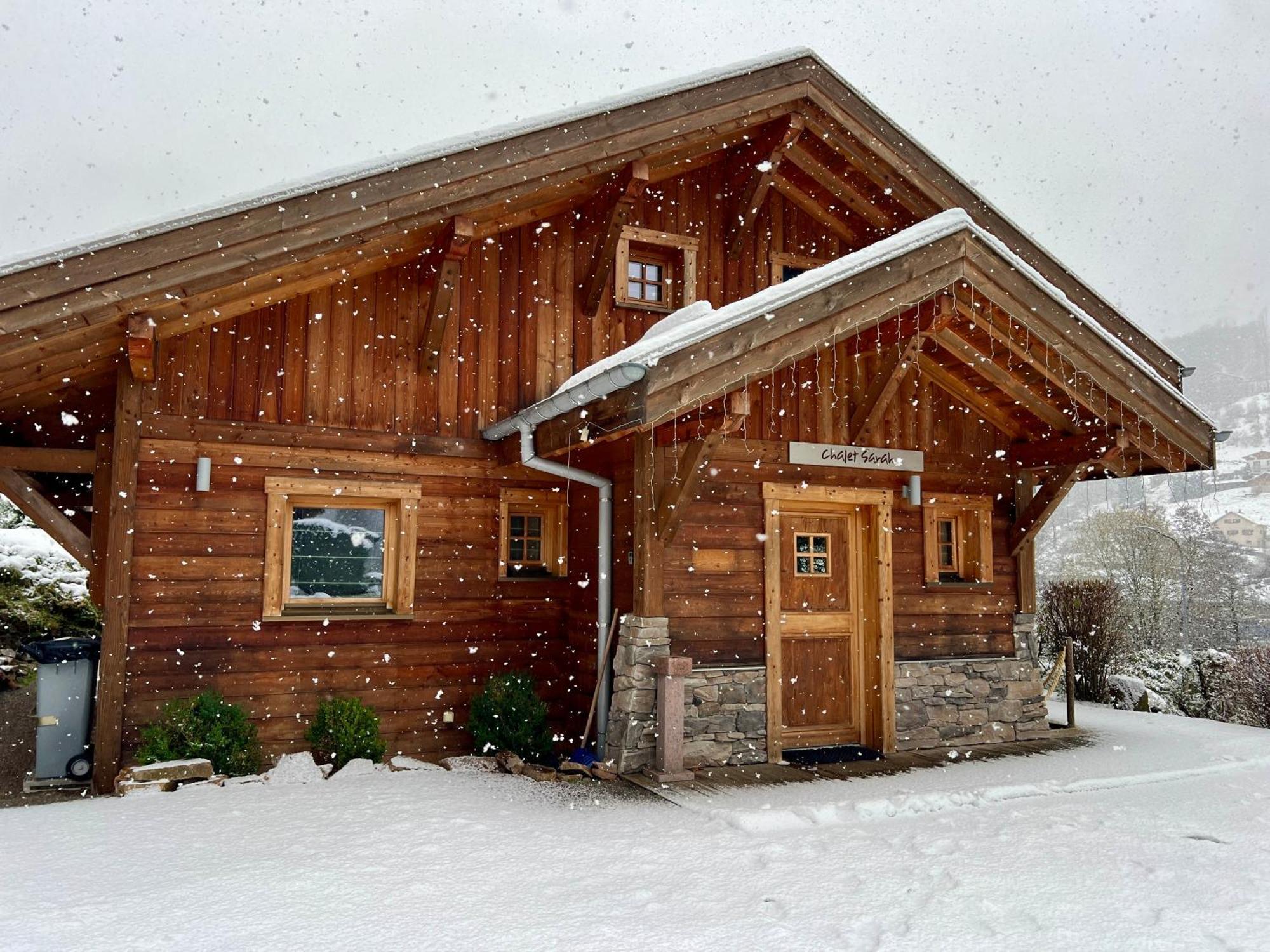 Logis Hotel, Chalets Et Restaurant Les Chatelmines La Bresse Exterior photo