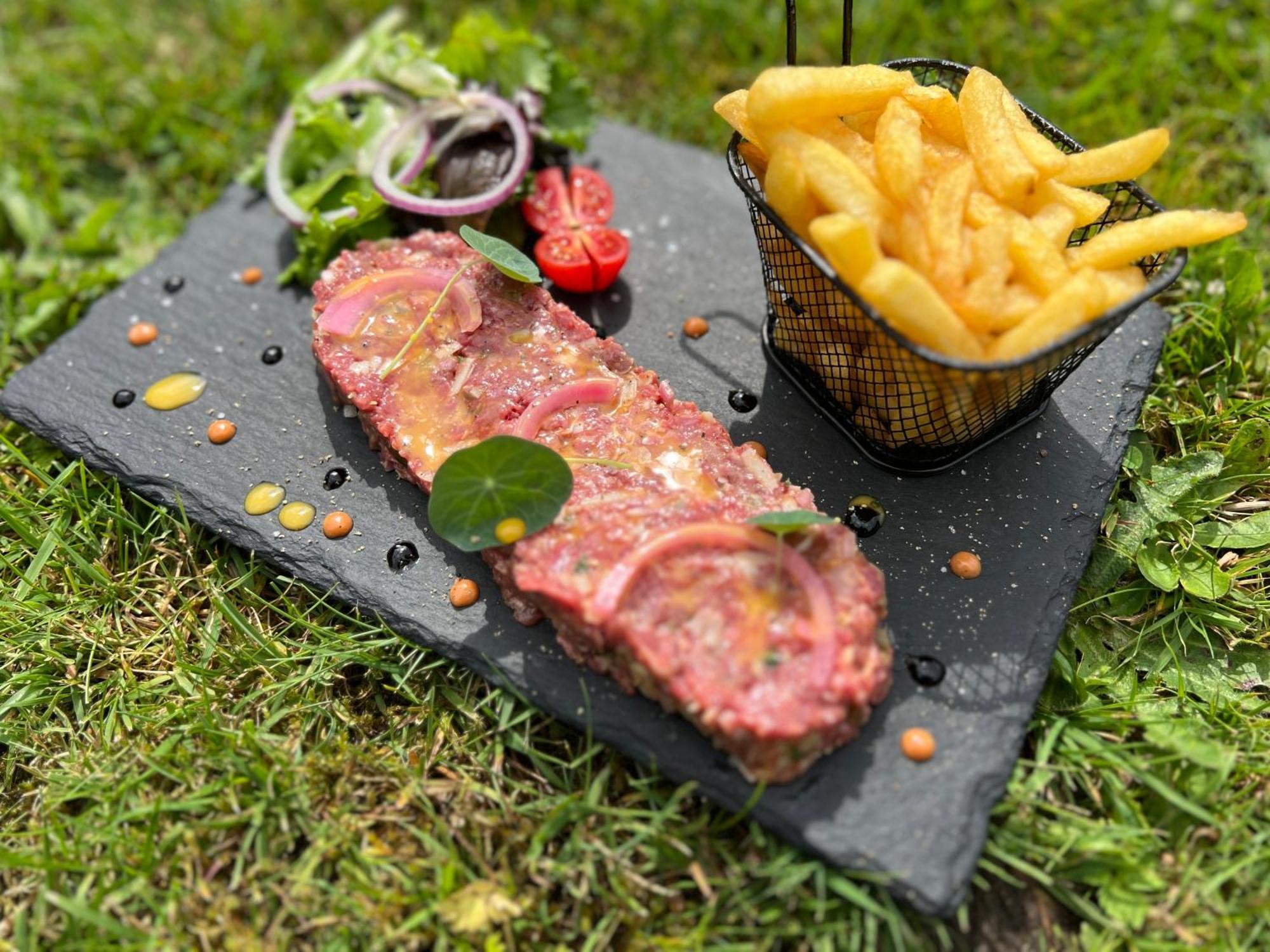 Logis Hotel, Chalets Et Restaurant Les Chatelmines La Bresse Exterior photo